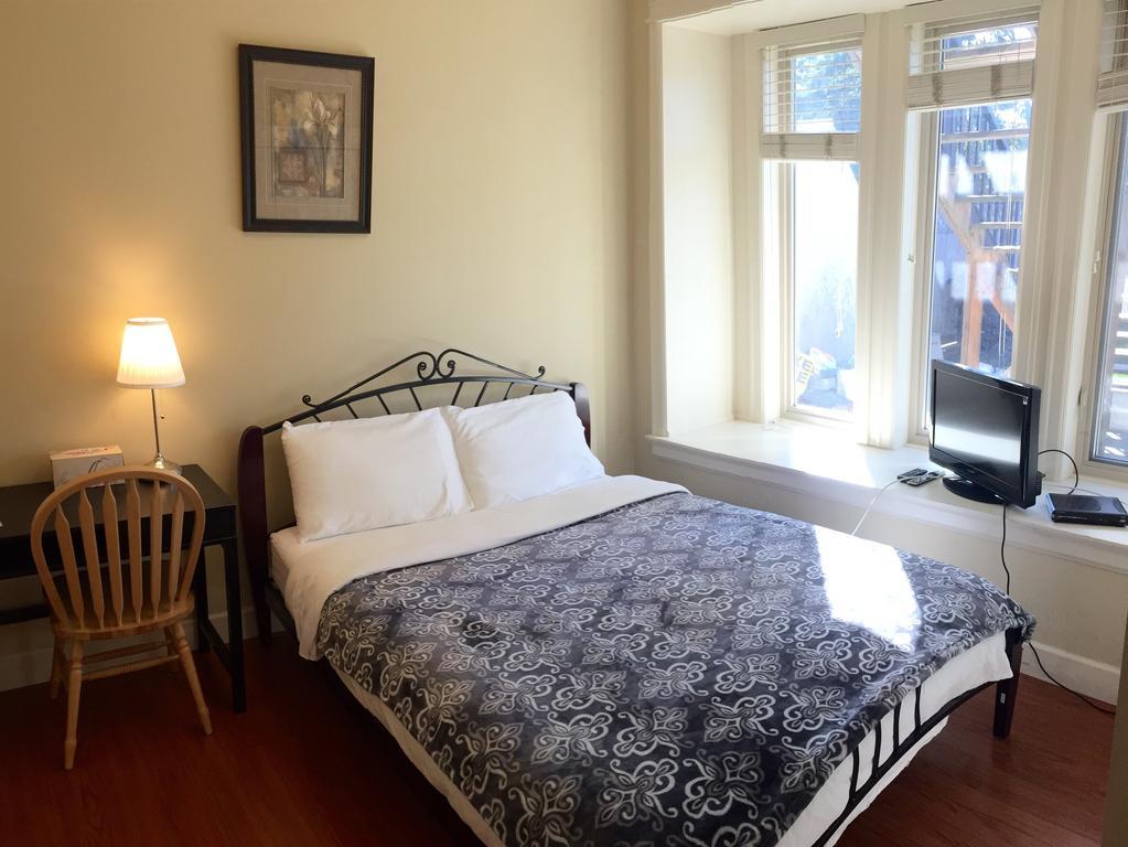 Bed and Breakfast Imperial House Burnaby Habitación foto